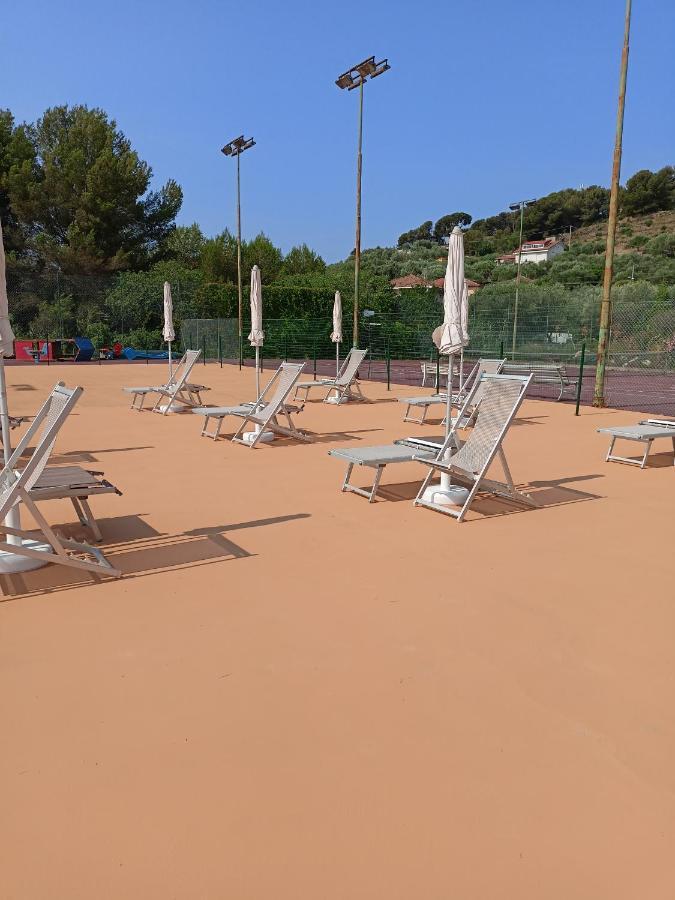 Il Borgo Della Rovere San Bartolomeo Al Mare Exteriér fotografie