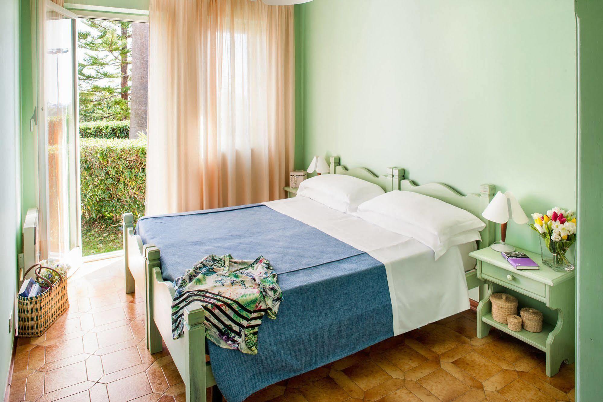 Il Borgo Della Rovere San Bartolomeo Al Mare Exteriér fotografie